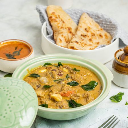 [MILD] Parottas & Madurai Chicken Curry