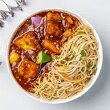 Hot Garlic Chilly Chicken With Hakka Noodles Bowl