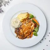 Spicy Pan Cooked Chicken Steak In Pepper Sauce