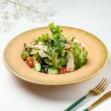 Grilled Chicken Avocado Salad