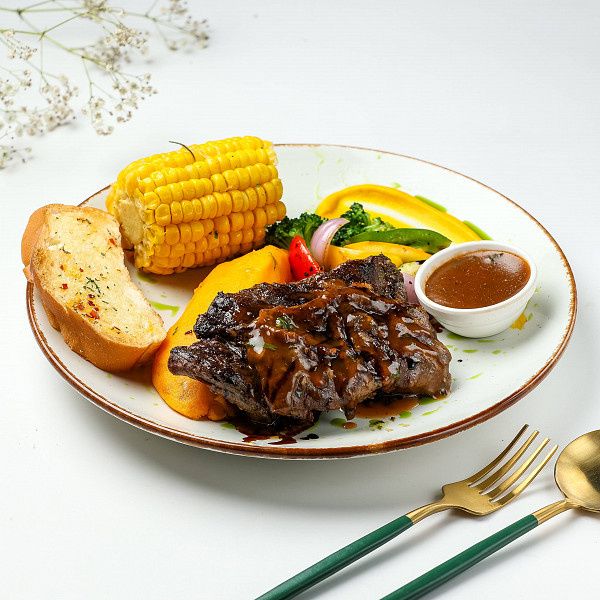 Buff Steak With Rosemary Mushroom Sauce