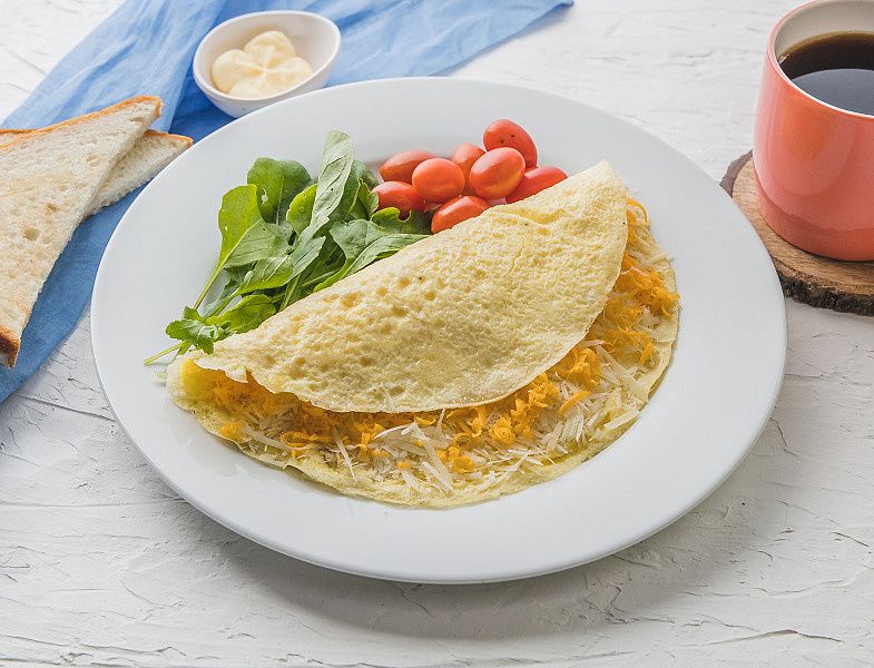 Cheese Omelette With Toast(3 Eggs)