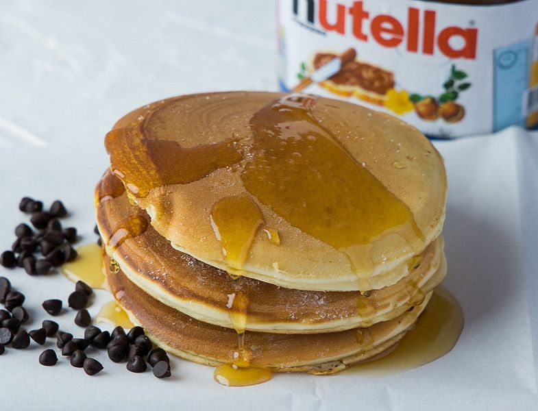Choco Chip Pancakes With Maple Syrup(3 Pcs)