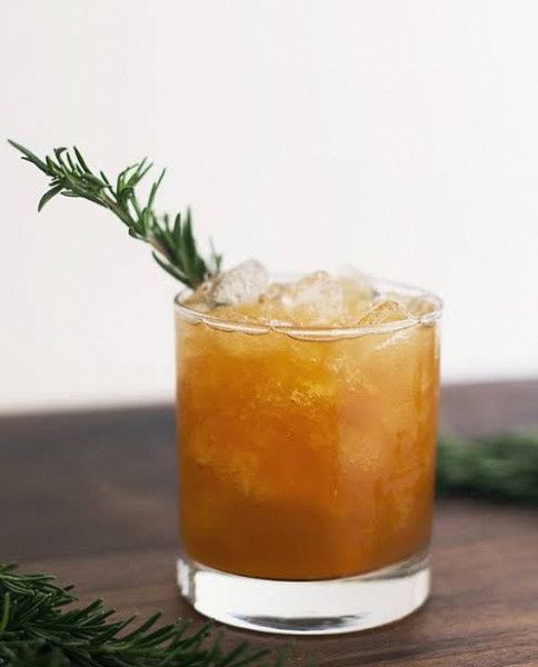 Homebrewed Rosemary Iced Tea