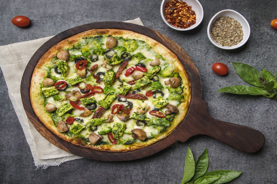 Pesto Paneer Pizza 9