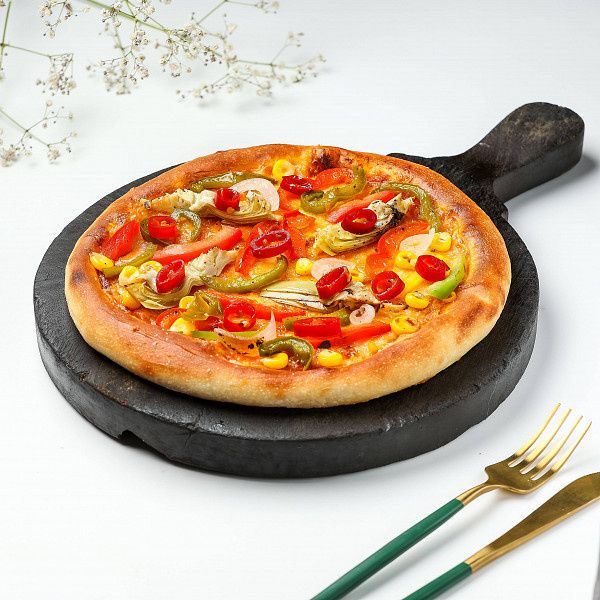 Loaded Cheese With Veggies Pizza