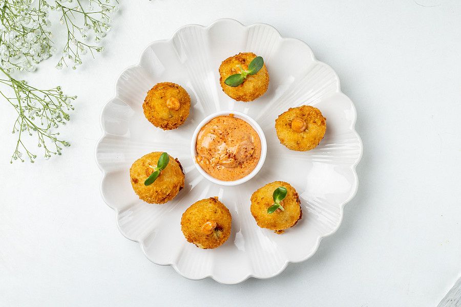 Corn & Jalapeno Cheese Balls(6 Pcs)