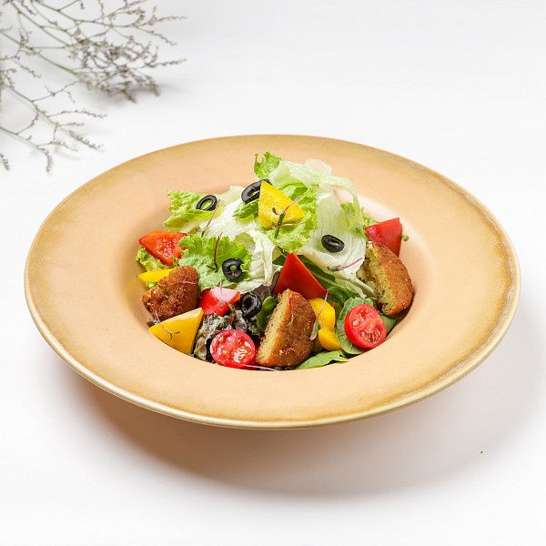Falafel & Veggies Salad