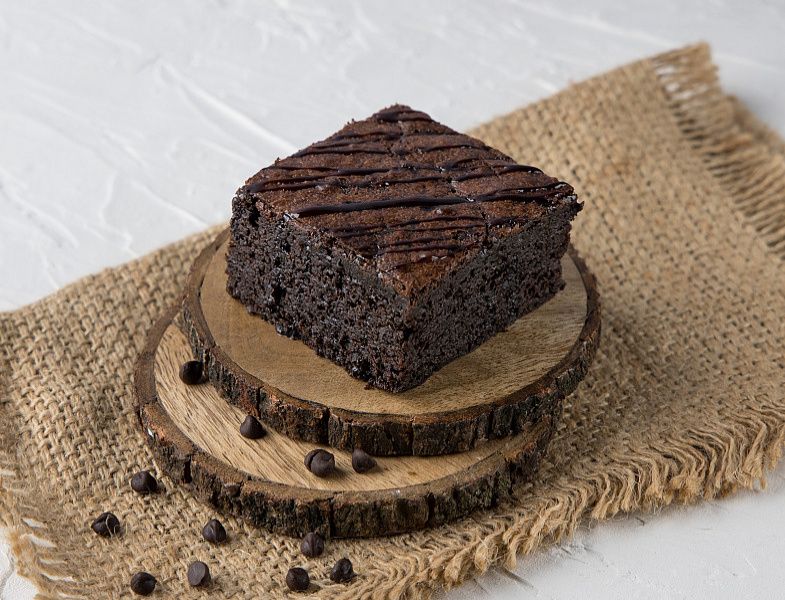 Dark Chocolate Brownie With Ice-cream