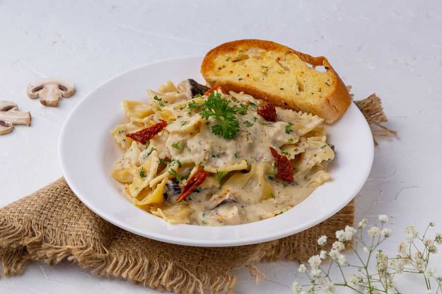 Farfalle Mushroom Pasta