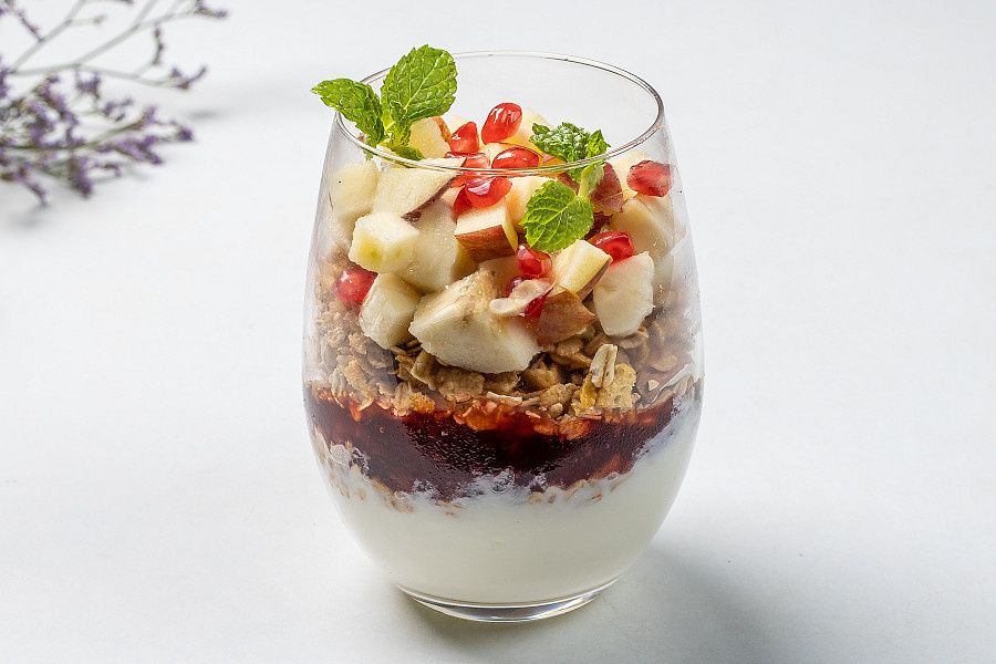 Strawberry & Yoghurt Parfait
