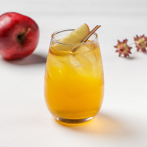 Iced Apple Cinnamon Tea