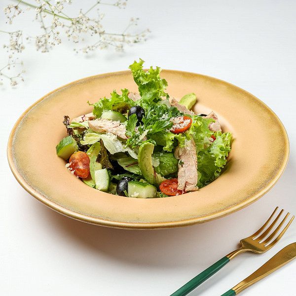 Grilled Chicken Avocado Salad