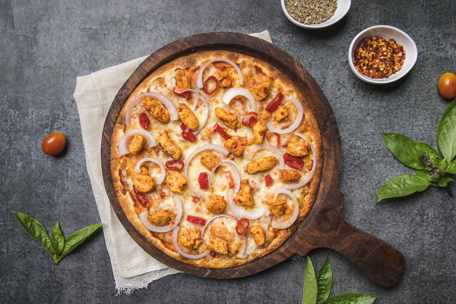 Peri-Peri Chicken Pizza 9