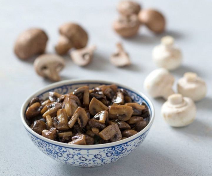 Bowl Of Thyme Roasted Mushrooms