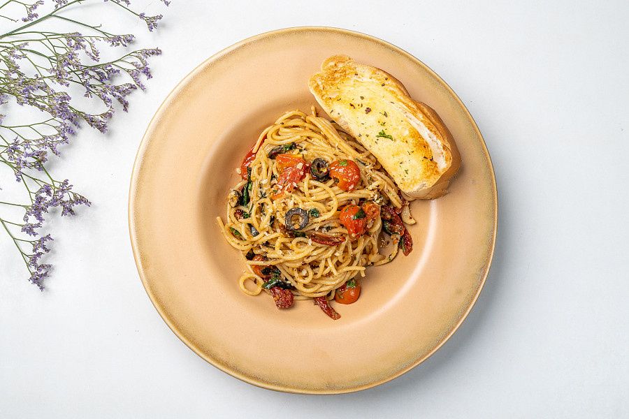 Aglio Olio Pasta