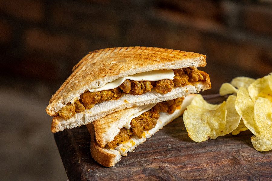 Bhuna Chicken Sandwich