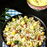 Sabudana Peanut Kichdi 500 Ml With Curd