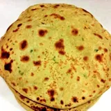 Besan Ke Atte Ki Roti (2 Pcs)