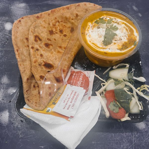 Mix Vegitable With Two Plain Parathi, Salad