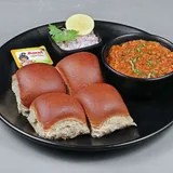 Chicken Keema Pav - High Protein