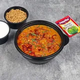 Burnt Garlic chicken khichdi - Protein Rich