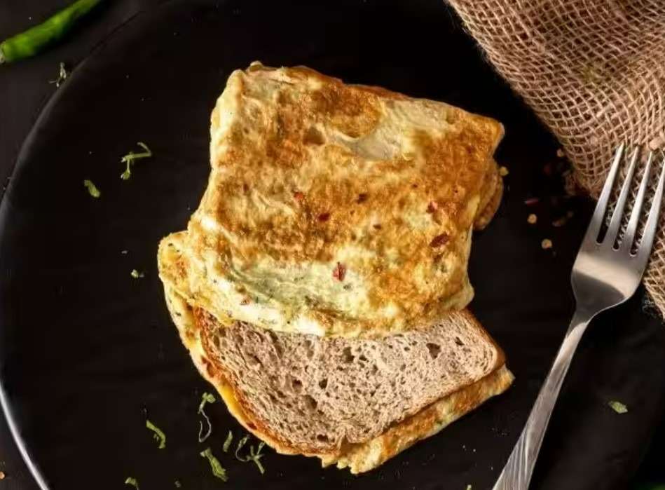 Bread Omelette - High Protein