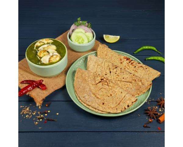 Egg Palak Curry & Rotis Meal - Gluten Free