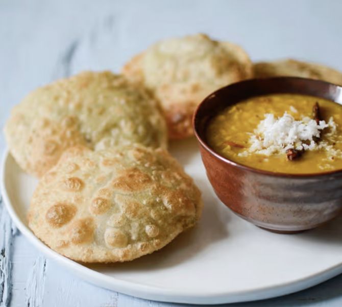 3pc Koraishutir Kachori Cholar Dal