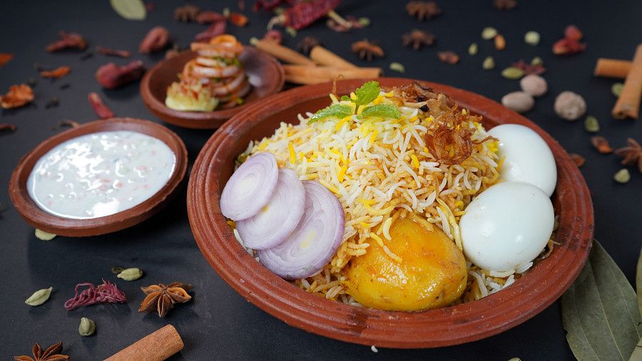 Kolkata Egg Biryani (NV Rice)
