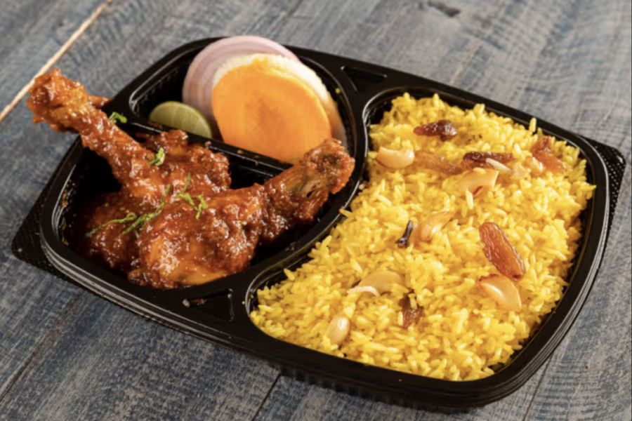 Basanti Pulao+Chicken Kosha 2Pcs+Salad Combo