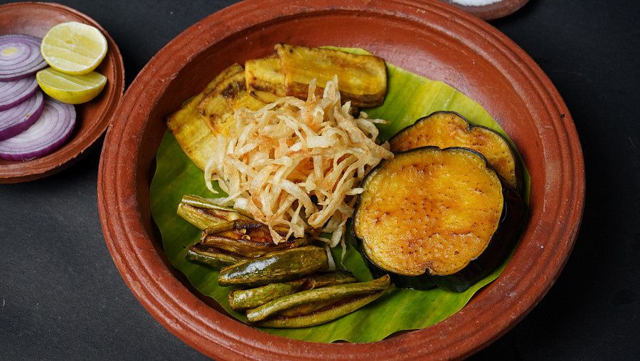 Veg Bhaja Basket (Bhajar Thala)