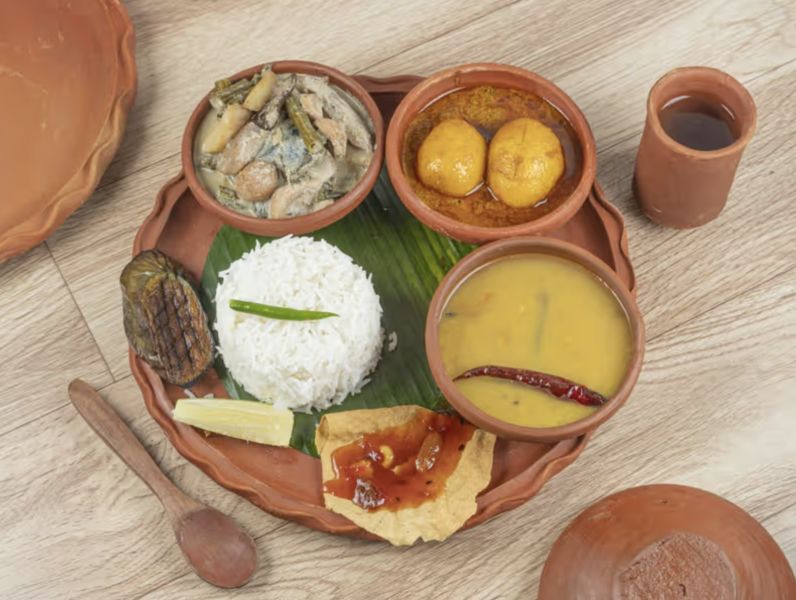 Egg Full Thali