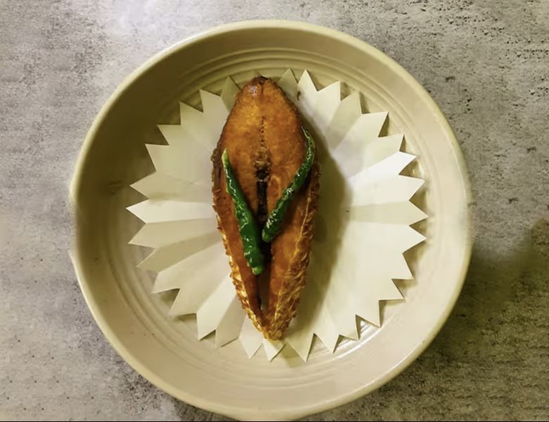 Ilish Bhaja (1pc)