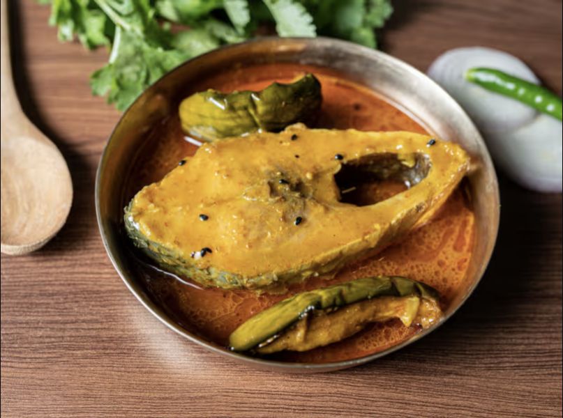 Kalo Jeera Begun Diye Ilish (1 Piece)