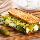 Creamy Egg & Avocado Sandwich