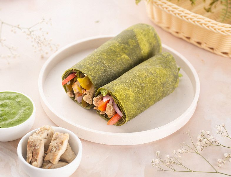 Hummus & Chicken Wrap