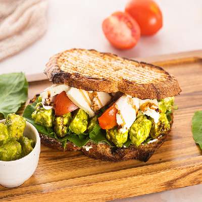 Paneer Pesto Crunch