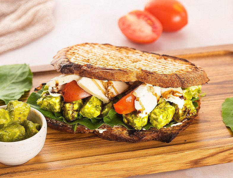 Paneer Pesto Crunch