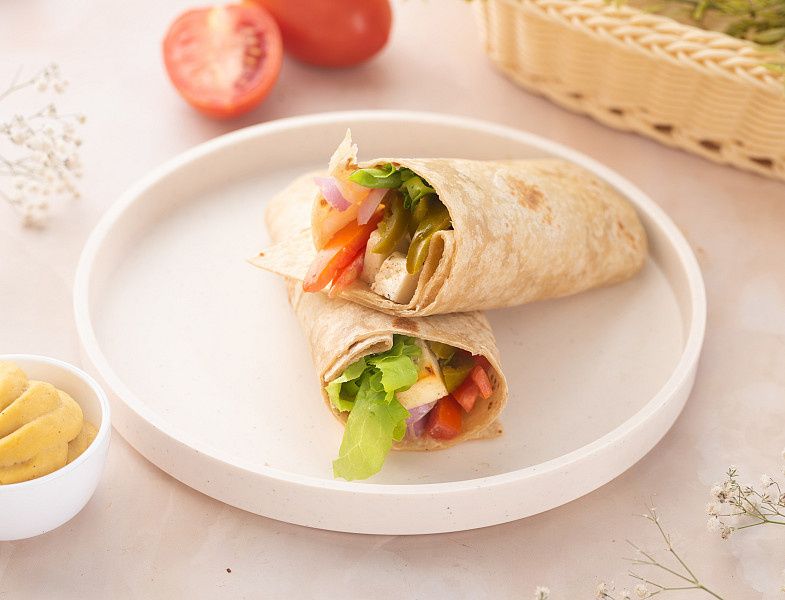Hummus & Paneer Wrap