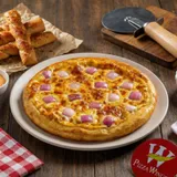 Onion Pizza Pie+Spicy Twisties 4PC Combo.