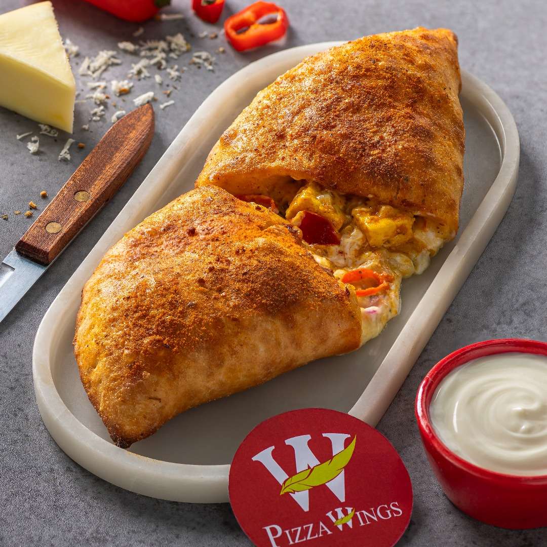 Spicy Paneer Calzone 2 Pcs
