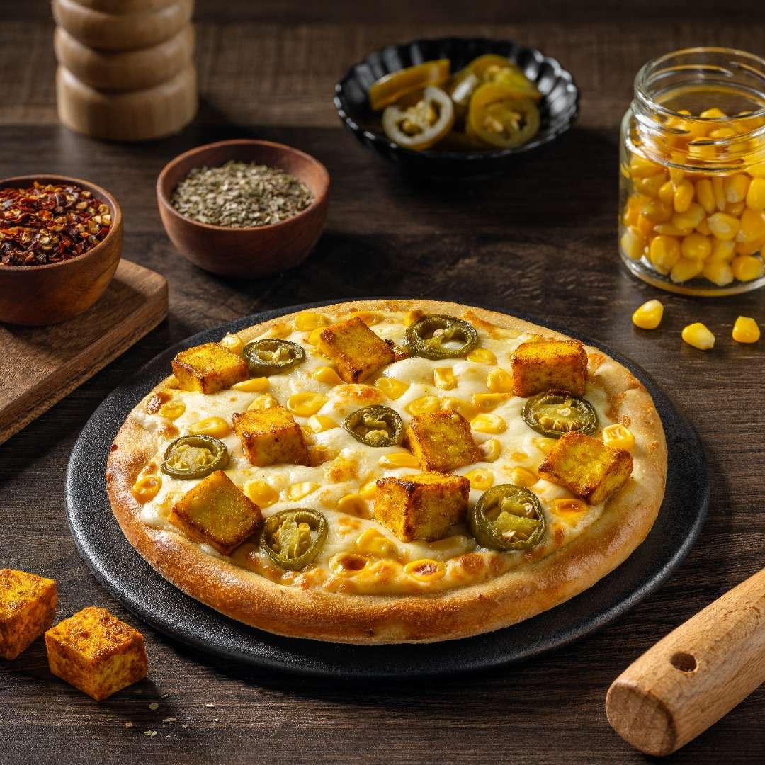 Spicy Journey Paneer Pizza Pie