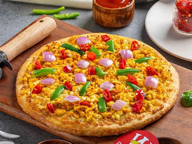 Aromatic Paneer Pizza-Medium