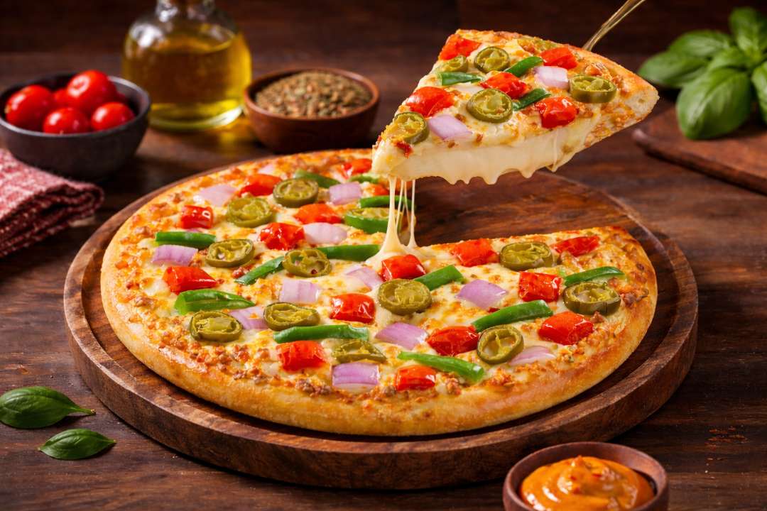 Smoky Zesty Cheese Burst Pizza