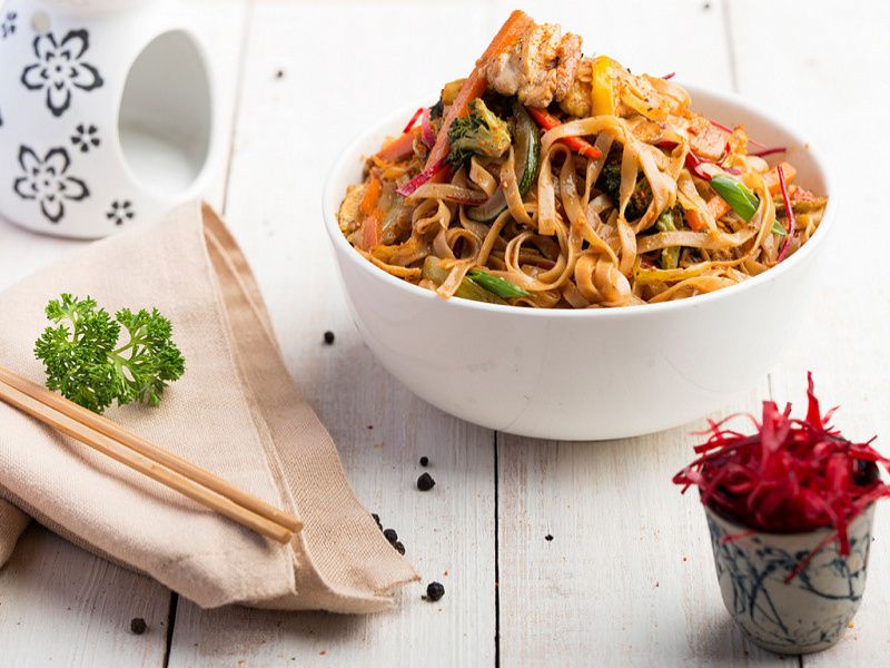 Pad Thai Chicken [sh]