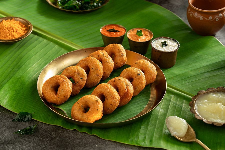 Medu Vadai [10 Pcs, BITE SIZED] [WITHOUT SAMBAR].