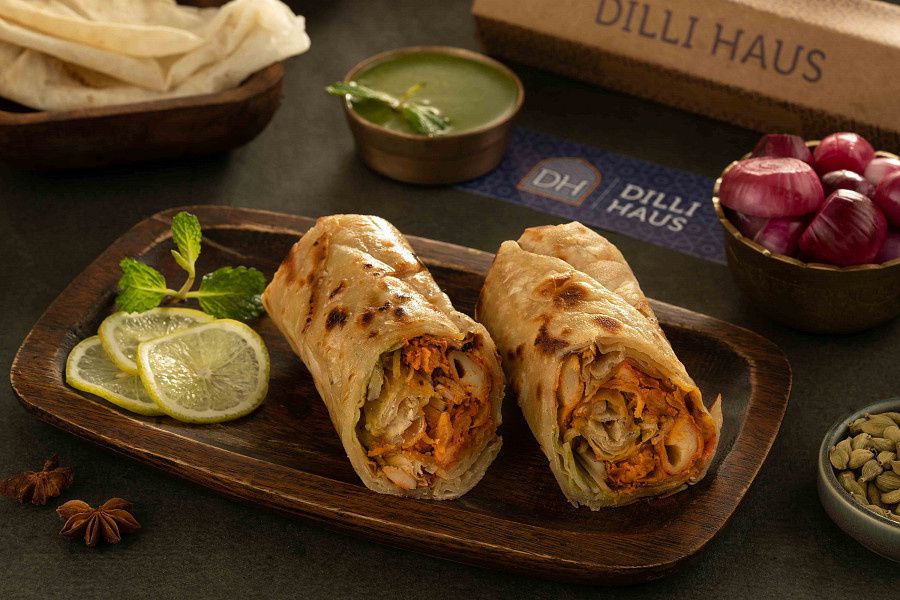Achari Paneer Roll