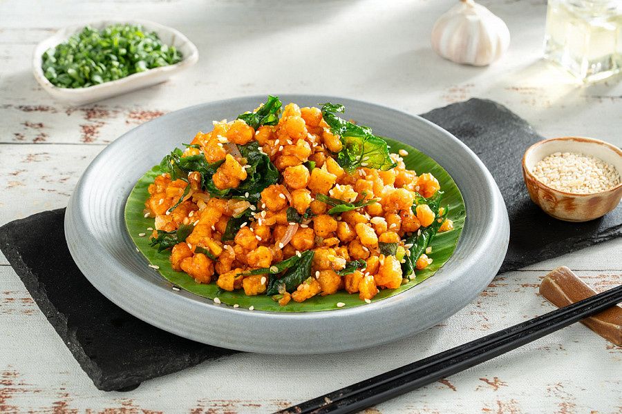 Sichuan Crackling Corn, Spinach & Water Chestnuts
