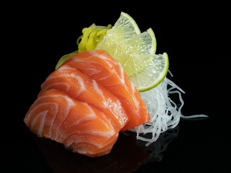 Salmon Carpaccio In Ponzu Sauce [12 Pcs]